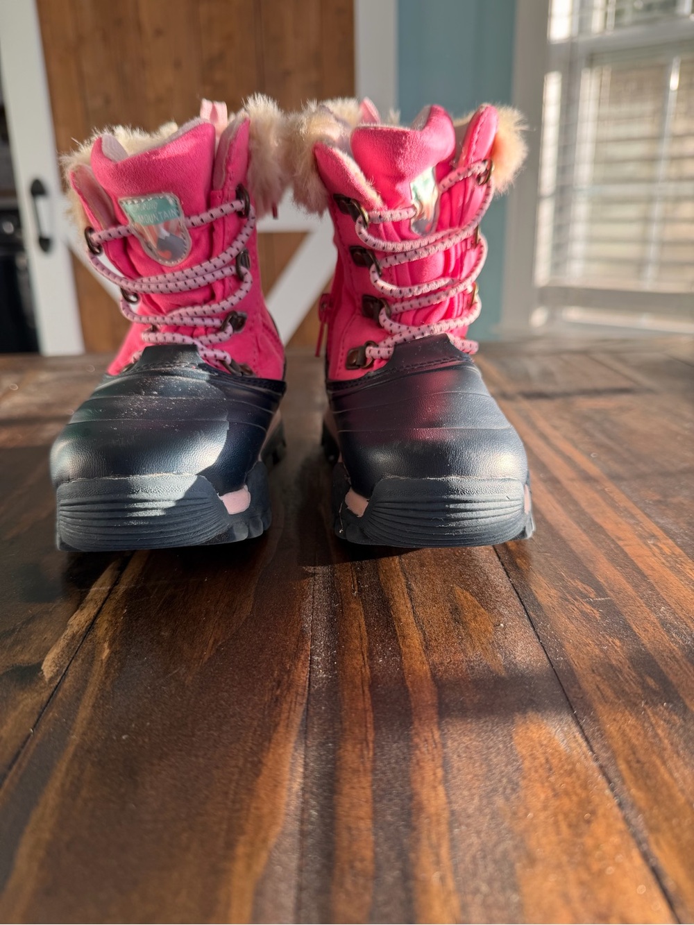 Carter’s Toddler Girls Size 7 Pink Black Faux Fur Winter Snow Boots Zip Lace Up
